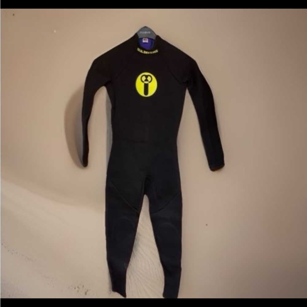 U.S Divers Full Wetsuit, Women’s size small